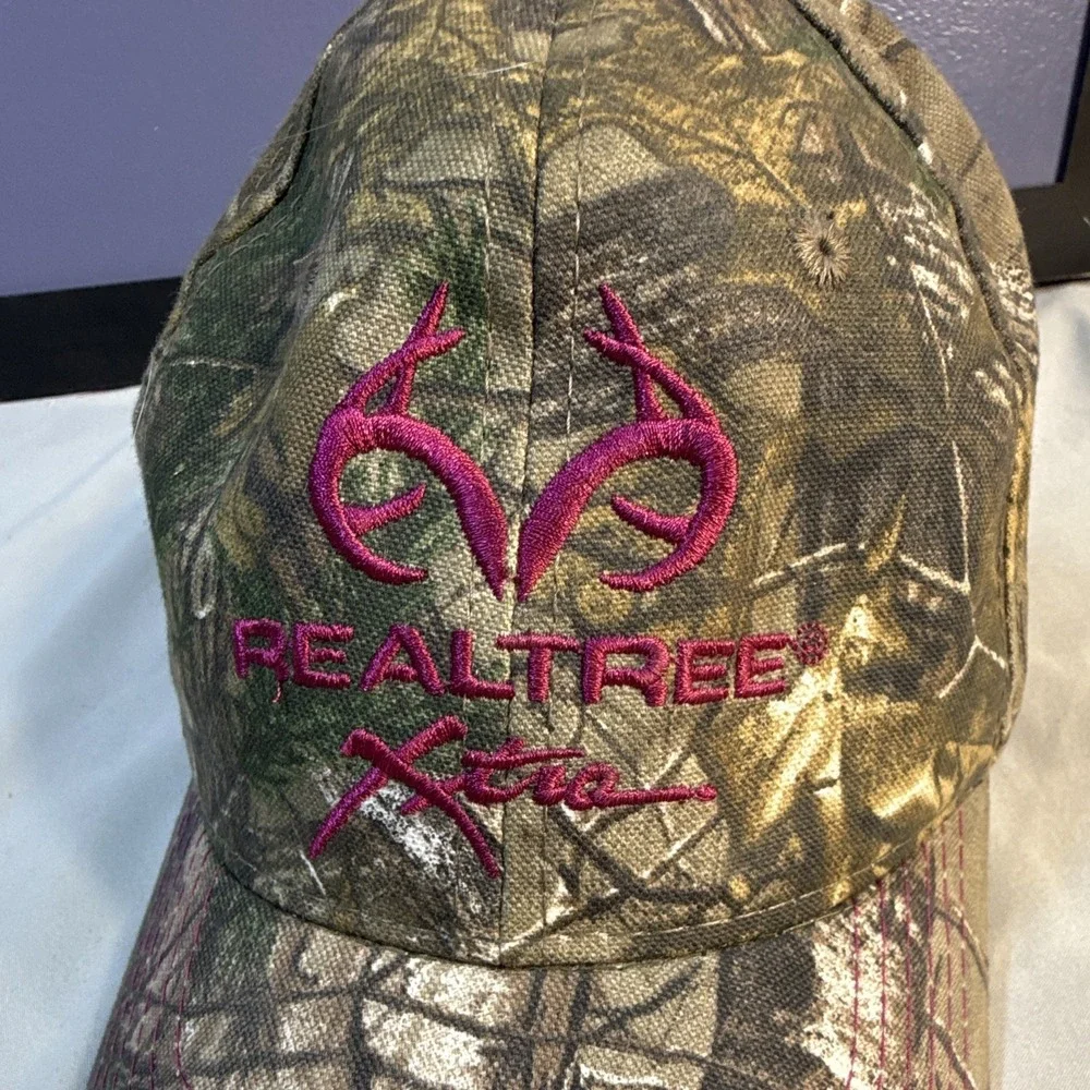Realtree Xtra Camo Ball Cap Pink Logo Adjustable Cotton One Size Unisex